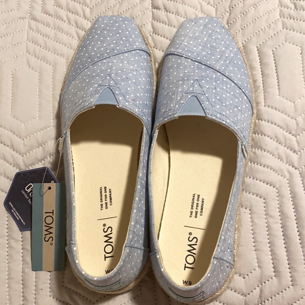BNWT Toms Espadrille